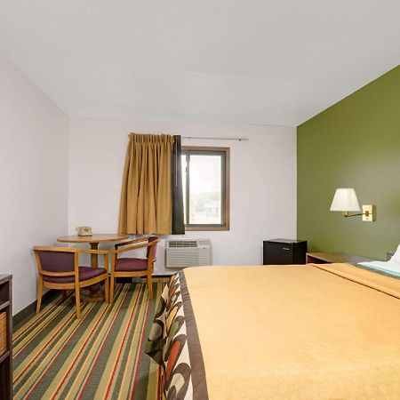 Super 8 By Wyndham Buffalo Exteriér fotografie