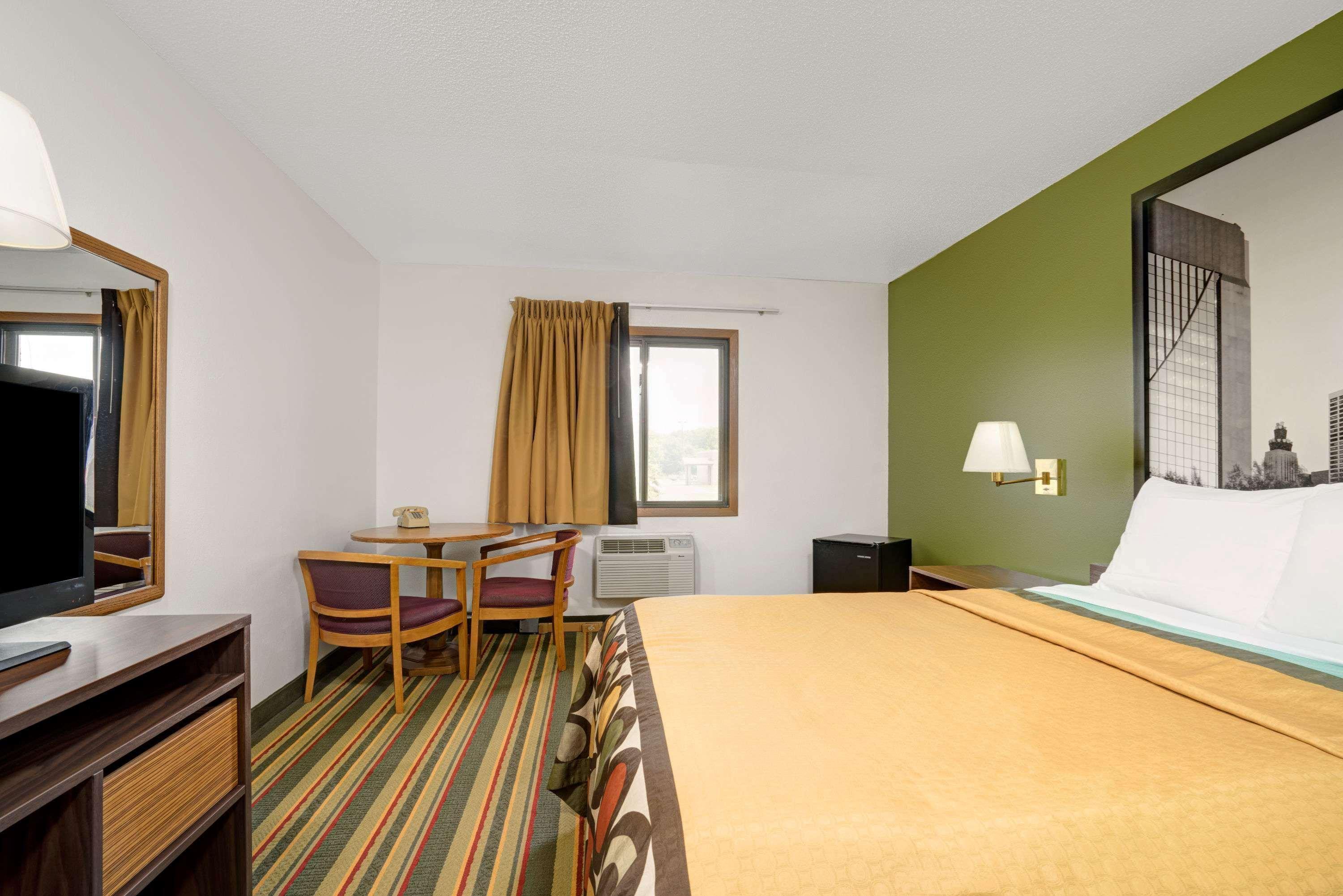 Super 8 By Wyndham Buffalo Exteriér fotografie