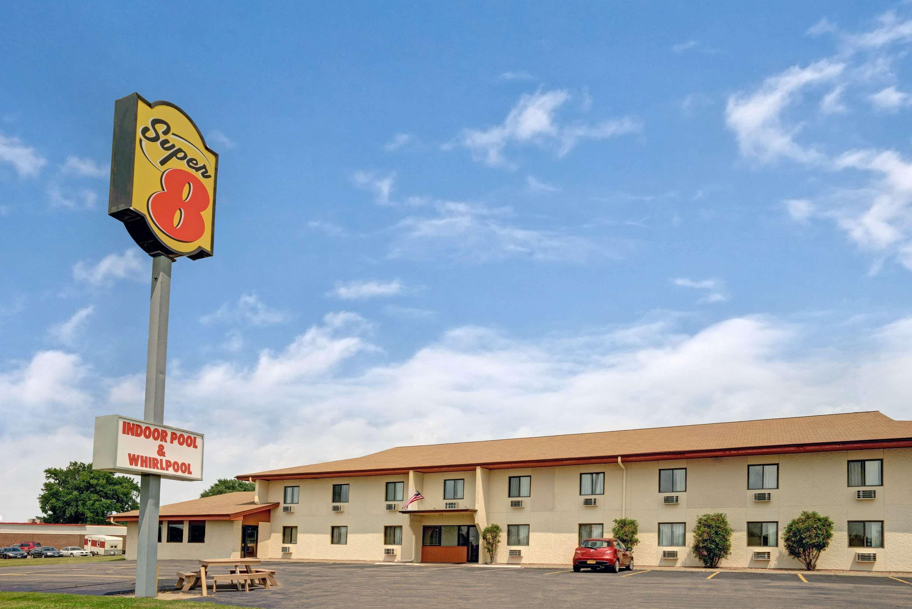 Super 8 By Wyndham Buffalo Exteriér fotografie